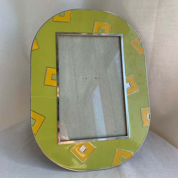 ✨SOLD✨ Geometric Green and Yellow/Orange Metal Picture Frame for 4x6” photo - Picture 1 of 7